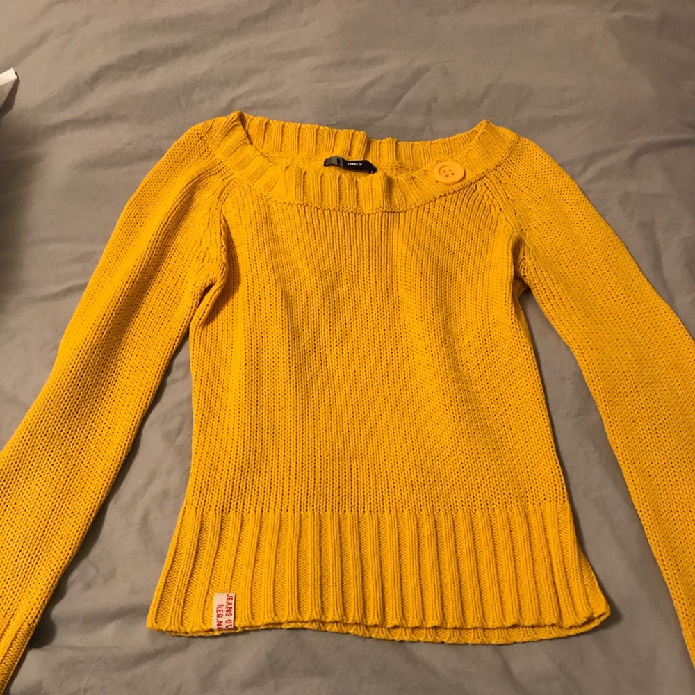 Yellow Only Sweater Size M